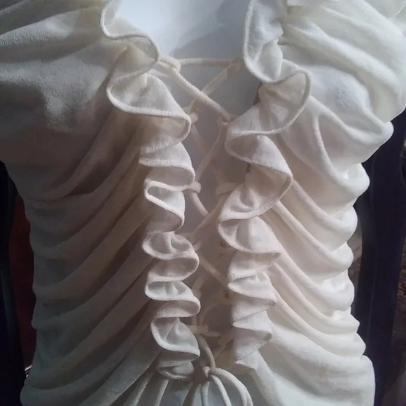 Women's Fashion Top - Picture 3 of 3